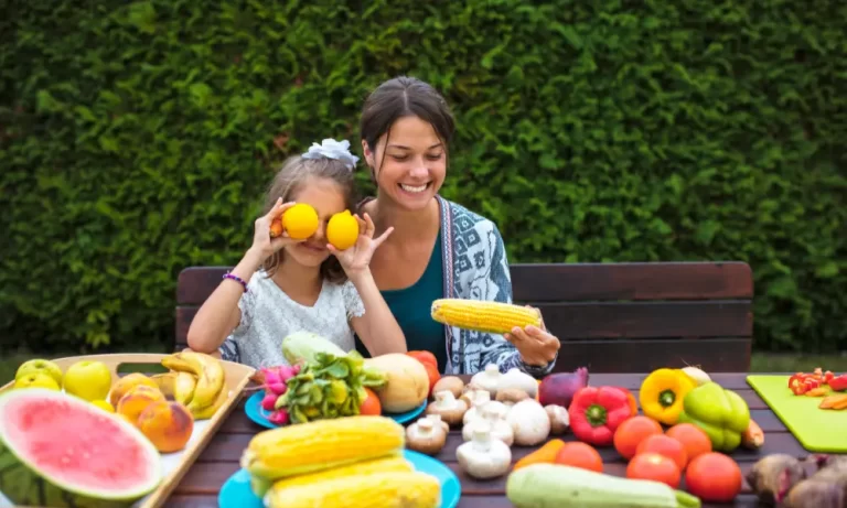 nyári vitaminpótlás, nyári vitaminok, vitaminok nyáron, milyen vitaminokat kell szedni nyáron, nyáron kell-e D-vitamin
